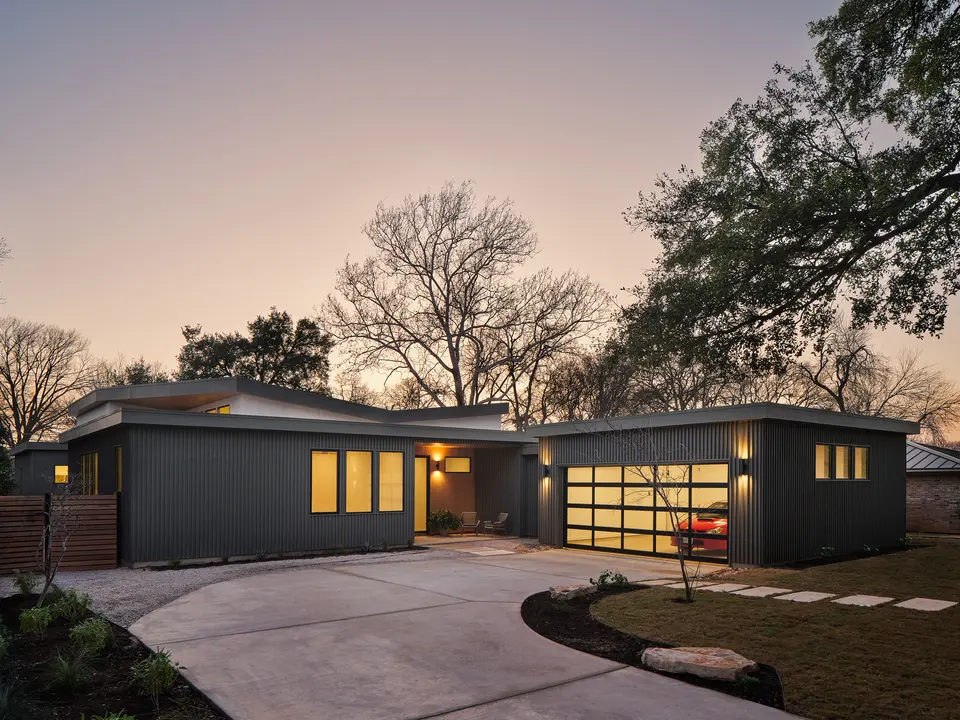 The Weaver — Workshop No. 5, Austin